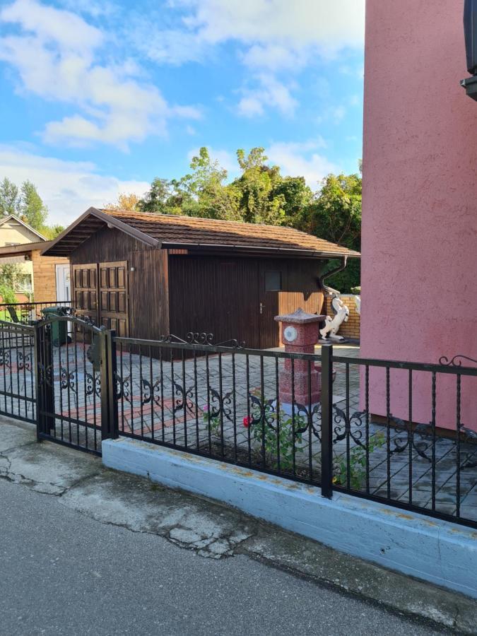Ferienwohnung In Pavlovic Banja Koviljača Exterior foto